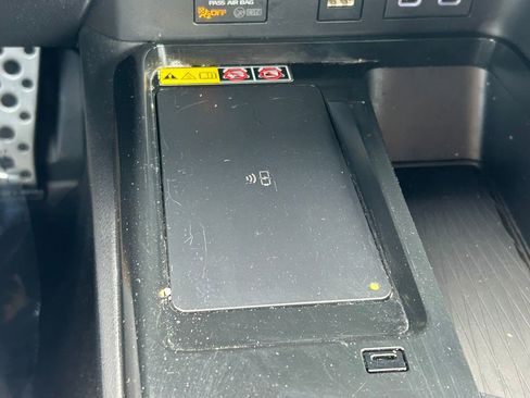 Certified 2025 Toyota Camry SE FWD image 29