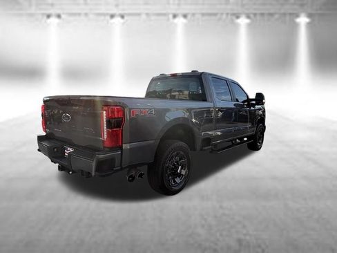 Used 2025 Ford F250 XL w/ STX Appearance Package AWD/4WD image 4