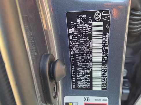 Used 2019 Toyota Corolla L FWD image 6
