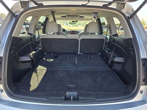 Used 2018 Honda Pilot Touring image 31
