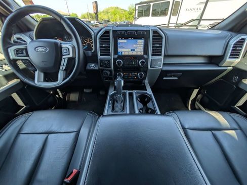 Used 2018 Ford F150 Lariat w/ Equipment Group 502A Luxury image 15