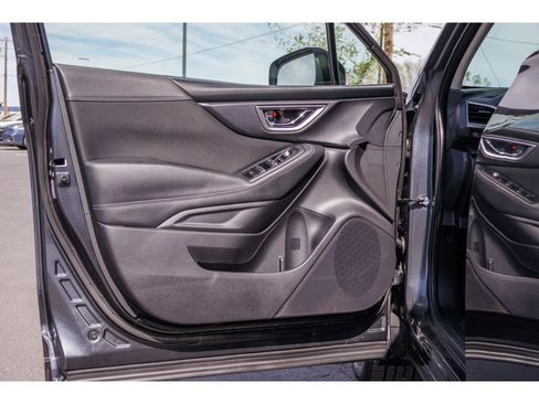 Used 2019 Subaru Forester Premium w/ All-Weather Package AWD/4WD image 18