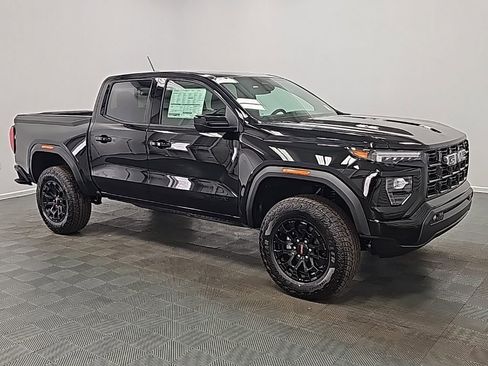 New 2026 GMC Canyon Elevation w/ Convenience Package RWD image 2