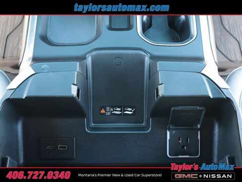 Used 2025 GMC Sierra 1500 SLT w/ SLT Premium Plus Package AWD/4WD image 27