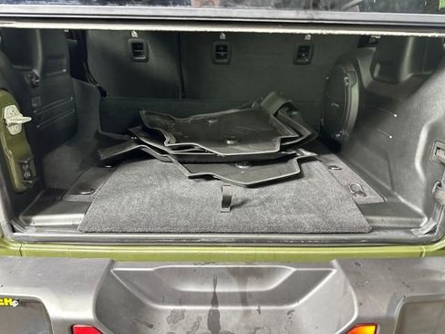 Used 2023 Jeep Wrangler Unlimited w/ 8.4" Radio Group image 26