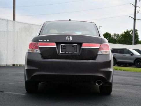 Used 2011 Honda Accord EX-L image 6