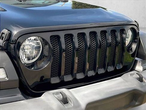 Used 2021 Jeep Wrangler Unlimited Sport AWD/4WD image 30