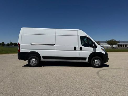New 2026 RAM ProMaster 2500 w/ Convenience Group FWD image 15