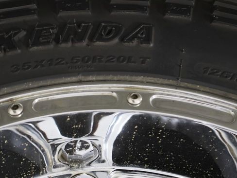 Used 2017 Chevrolet Silverado 1500 LT w/ All Star Edition image 39