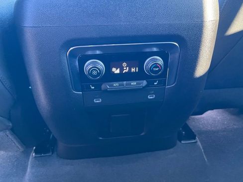 Used 2023 Chevrolet Tahoe Premier image 22