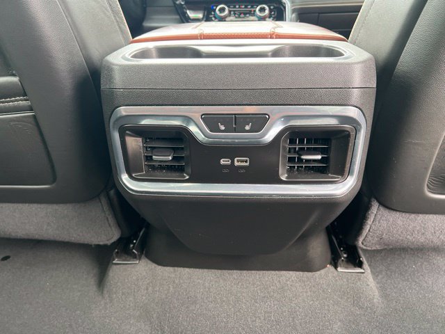 Used 2024 GMC Sierra 3500 Denali Ultimate AWD/4WD image 24