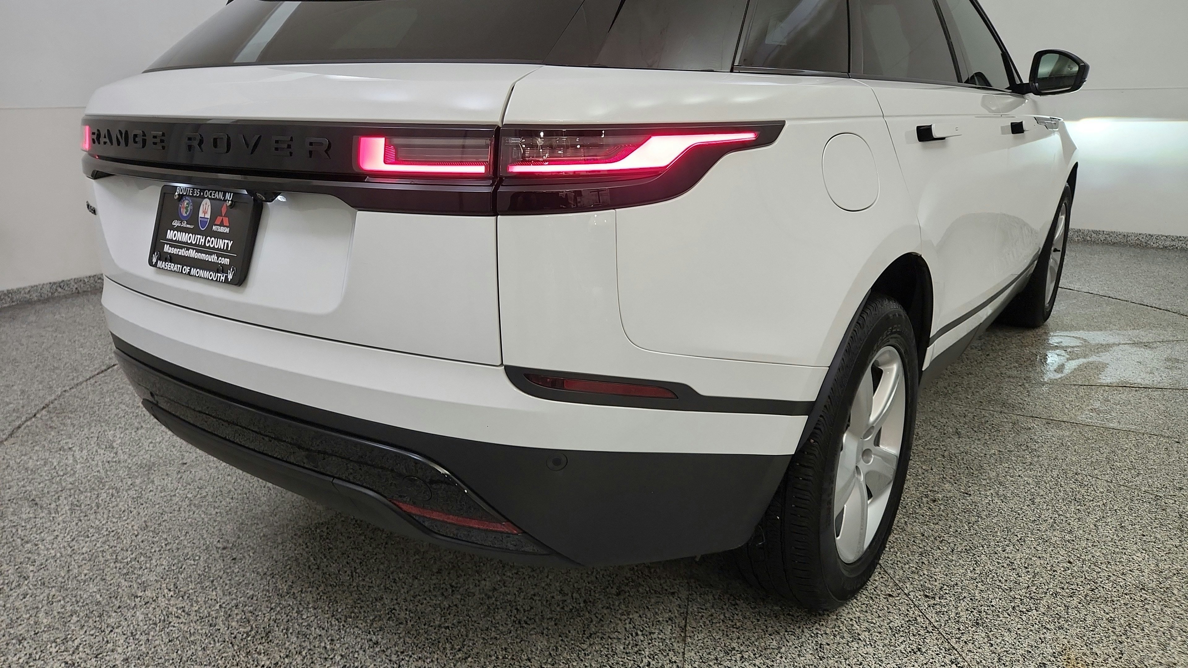 Used 2024 Land Rover Range Rover Velar S AWD/4WD image 30