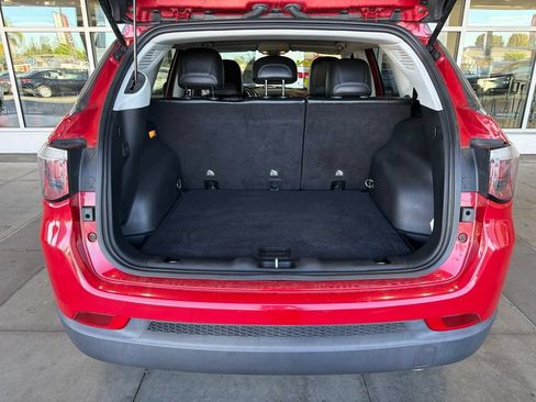 Used 2020 Jeep Compass Limited w/ Rear Convenience Group AWD/4WD image 14