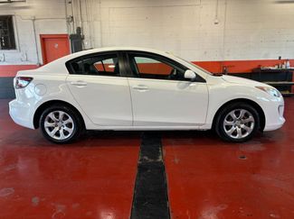 Used 2013 MAZDA MAZDA3 i Sport video 1