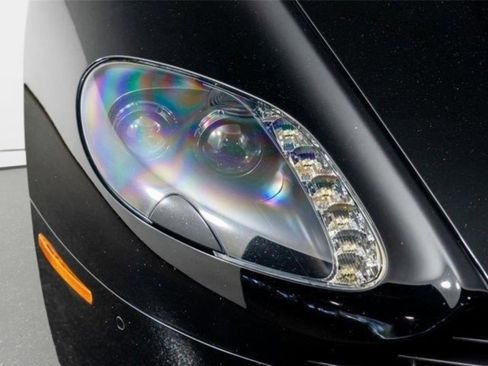Used 2015 Aston Martin V8 Vantage GT RWD image 22