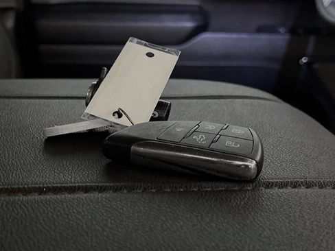 Used 2025 Chevrolet Silverado 1500 LT Trail Boss w/ Convenience Package II image 34