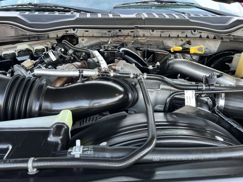 Used 2019 Ford F350 Lariat w/ Lariat Ultimate Package image 28