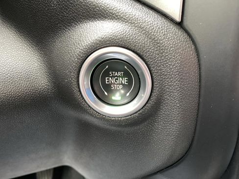 Used 2022 Chevrolet Silverado 1500 LT Trail Boss image 32