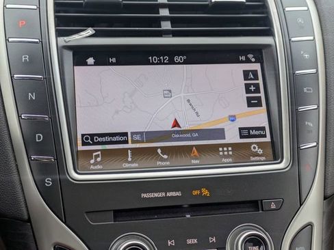 Used 2019 Lincoln Nautilus Reserve image 24