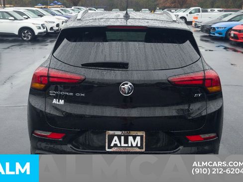 Used 2023 Buick Encore GX Select w/ Sport Touring Package image 7