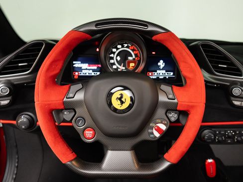 Certified 2020 Ferrari 488 Pista Spider RWD image 90