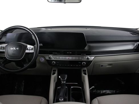 Used 2023 Kia Telluride S image 7