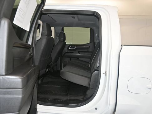Used 2022 Chevrolet Silverado 1500 RST w/ Z71 Off-Road Package AWD/4WD image 23