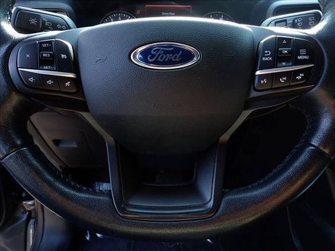 Used 2020 Ford Explorer XLT AWD/4WD image 15