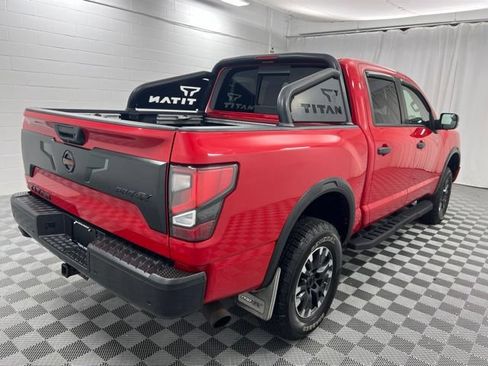 Used 2021 Nissan Titan PRO-4X w/ Pro-4x Convenience Package AWD/4WD image 5