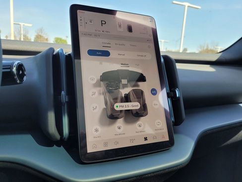 New 2026 Volvo EX30 Plus w/ Protection Package Premier image 19