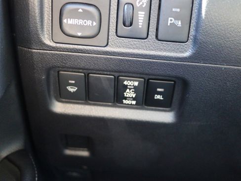 Used 2017 Toyota 4Runner Limited image 21