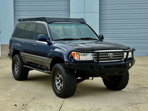 Used 2005 Toyota Land Cruiser AWD/4WD image 20