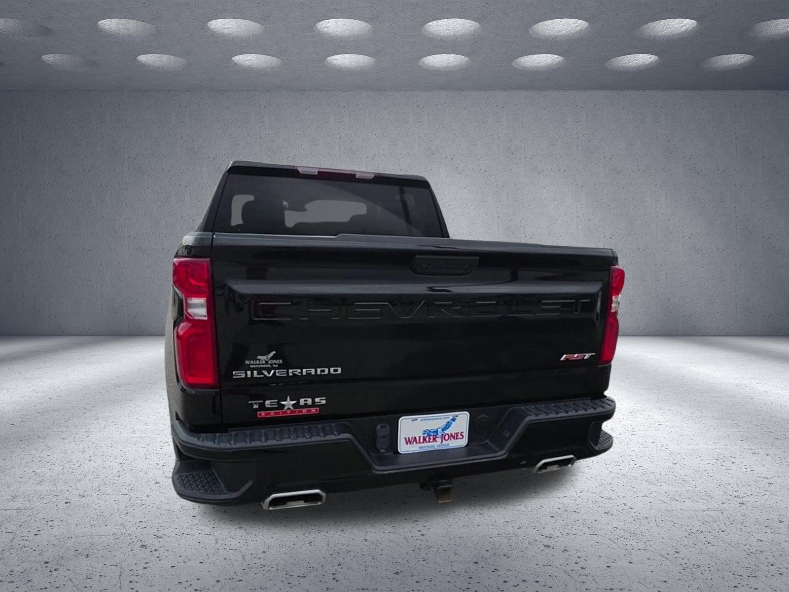Used 2024 Chevrolet Silverado 1500 RST AWD/4WD image 4
