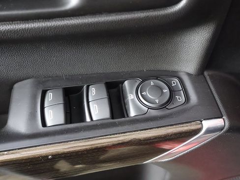 Used 2019 Chevrolet Silverado 1500 LT image 33