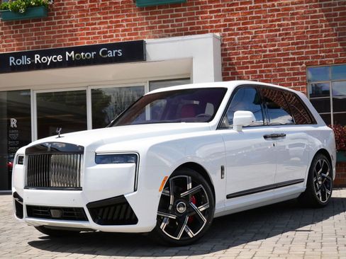 New 2026 Rolls-Royce Cullinan Black Badge AWD/4WD image 1