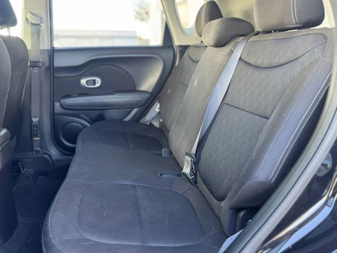 Used 2019 Kia Soul FWD image 10