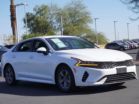 Used 2022 Kia K5 LXS image 4