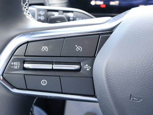 New 2026 Chevrolet Traverse LT w/ Midnight/Sport Edition image 16