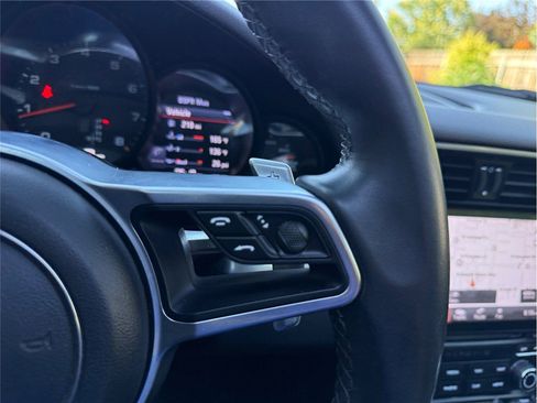 Used 2017 Porsche 911 Carrera RWD image 26