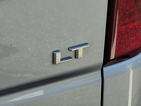Certified 2022 Chevrolet Silverado 1500 LT AWD/4WD image 31