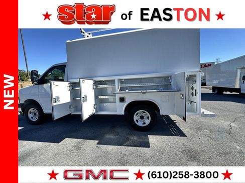 New 2025 GMC Savana 3500 w/ Power Convenience Package image 19