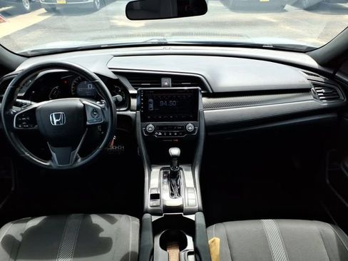 Used 2018 Honda Civic Sport image 15