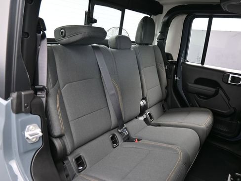 New 2026 Jeep Gladiator Sport image 37