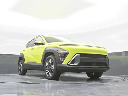 Used 2024 Hyundai Kona SEL w/ Convenience Package image 29