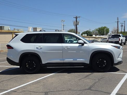 New 2026 Toyota Grand Highlander FWD image 5