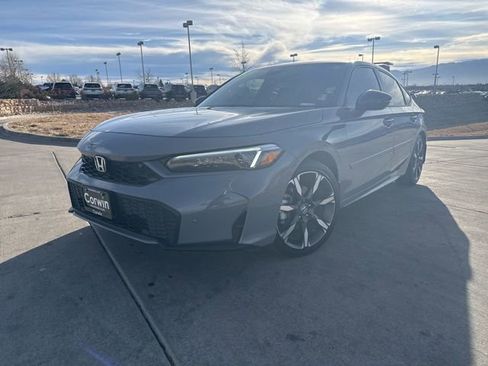 Used 2025 Honda Civic Sport Touring image 8