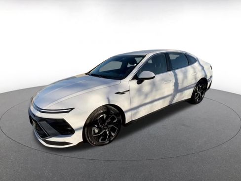 Used 2025 Hyundai Sonata SEL image 9