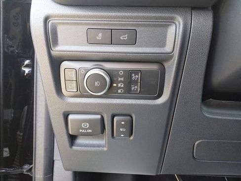 Used 2022 Ford Expedition Platinum AWD/4WD image 29
