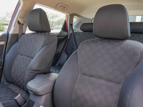 Used 2009 Pontiac Vibe w/ Preferred Package image 23