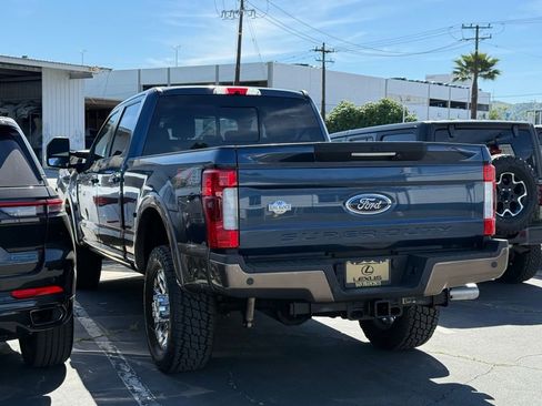 Used 2017 Ford F250 King Ranch w/ King Ranch Ultimate Package image 5